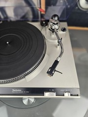 *Fully Serviced* Technics SL-3200 Direct Drive Automatic Turntable