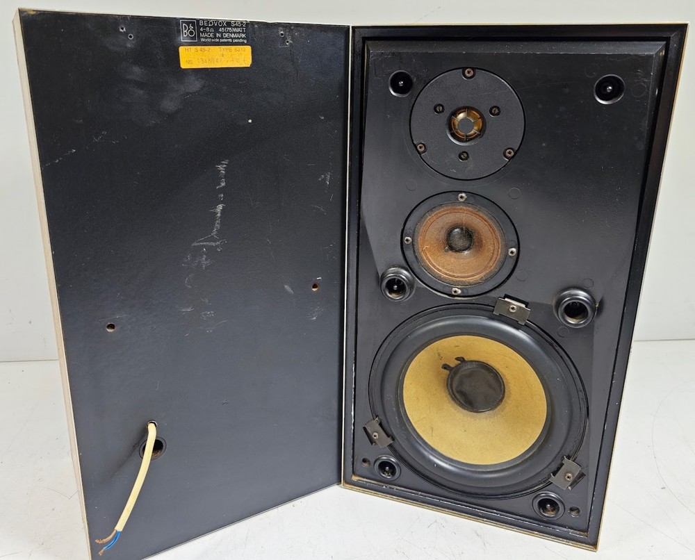 Pair Bang and Olufsen Beovox S45-2 Speakers – Used, Working Has Scratches