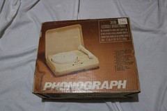 Vintage ERTL Vanity Fair Phonograph For 45s & 33 1/3 RPM Model #152 W Box