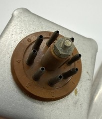 (1) Rare VINTAGE VECTOR 8 PIN To Dual 9 Pin VACUUM TUBE SOCKET Adapter