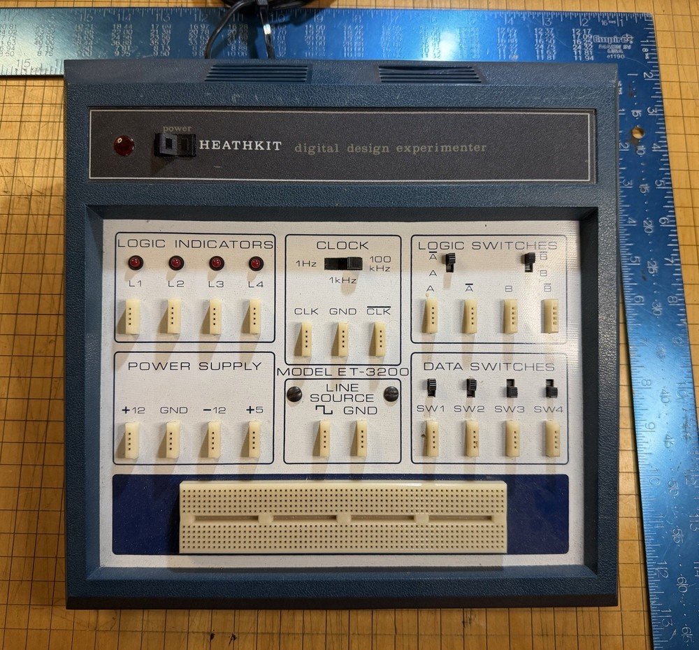 Vintage Heathkit ETW-3200 Digital Design Experimenter – Powers On! Factory Wired