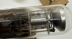 1-NOS Sylvania JAN CHS 6E5 Vacuum Tube – 1950’s Vintage Electron Ray Tuning Eye