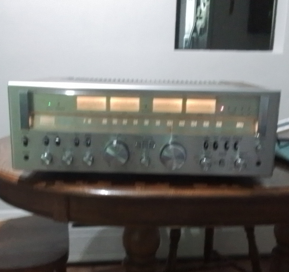 Sansui G-8000 Vintage Stereo Receiver Silver Face with Wood Case