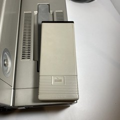 Sony Betamax SL-2000 w/ Tuner Timer TT-2000, AC-220, & Remote – Powers On