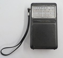 Vintage Realistic 12-614 AM FM TV1 TV2 Portable Radio Classic Antenna Tested Wor