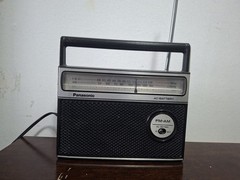 Vintage Panasonic RF-549 AM FM Portable Radio Working Retro
