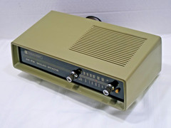 Vintage Penncrest AM-FM Table Radio Green SHARP & CLEAN ! ! J.C. Penney