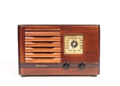 Vintage Emerson AX-217 “Little Miracle” Wood Radio In Ingraham Cabinet * Works