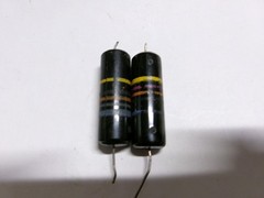 2 VINTAGE SPRAGUE BUMBLE BEE TONE CAPACITORS .047uf@600V MYLAR