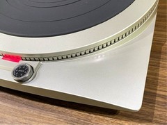 Technics SP-25 Turntable Quartz PLL DD Maintained and in very good condition