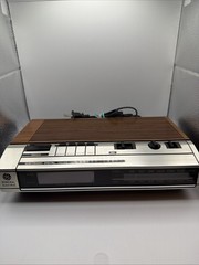Vintage GE 7-4634B Woodgrain Digital FM AM Clock Radio Tested Working Fast Ship