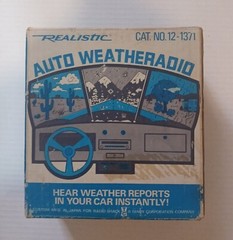 Vintage Realistic Auto WeatheRadio Cat No 12-1371 Mfd. In Japan for Radio Shack