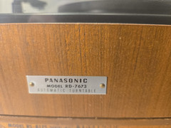 Panasonic RS-817S 8-Track Stereo receiver W/RD-7703 Turntable 2 RE7670 Speakers