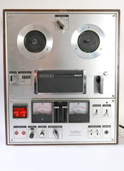 Vintage Sony TC-630D Reel to Reel Tape Recorder – For Parts / Repair – Untested