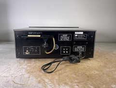 VINTAGE SANSUI TU-717 AM/FM STEREO TUNER – READ DESCRIPTION – (FOR PARTS)