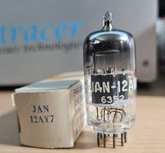 12AV7 JAN TUNG SOL VINTAGE AUDIO TUBE NOS (1963) *eTracer* #12C61