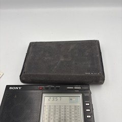 SONY ICF-7700 RADIO 15 BANDS FM/LW/MW/SW PLL SYNTHESIZED RECEIVER READ