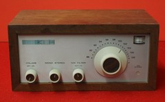 KLH Model Eighteen FM Stereo Solid State Tuner w/ Good Knobs