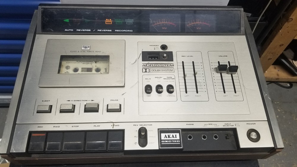 AKAI GXC-75D Cassette Stereo Tape Deck -For Parts OR Repair