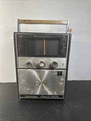 Vintage Radio Realistic Astronaut 5 Solid State Model 12-742 (for Parts)