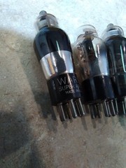 Lot of 4 RCA WARDS AIRLINE RAYTHEON Phillips 76 42 j9r 6d6 VACUUM TUBES