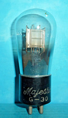 Majestic G-30 Type 30 Tube Globe Hung Filaments Engraved Base Tested