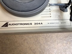 Vintage Audiotronics Record Player 304A For Parts or Repair READ