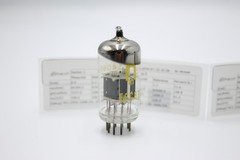 2 PCS ECC83 / 12AX7. RFT. Getter Ring. Tested on Etracer. Dual triode.