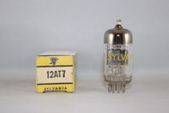 MINTY NIB 1960s Vintage Sylvania 12AT7 ECC81 3-Mica TESTS VERY STRONG 100%+ NOS