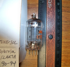 Strong Motorola by TUNG-SOL Long Gray Plate Angled D Getter 12AX7 / ECC83 Tube