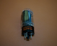 1 – RCA 6L6GC BLACK PLATE AUDIO TUBE / VERY STRONG RESULT