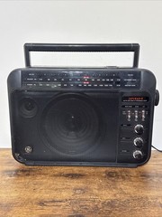 General Electric GE 7-2887A Super Radio AM/FM Long Range Tested Works