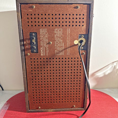 VINTAGE SONY ICF-9550W AM/FM RADIO HIGH FIDELITY SOUND WOOD CASE