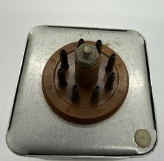 (1) Rare VINTAGE VECTOR 8 PIN To Dual 9 Pin VACUUM TUBE SOCKET Adapter