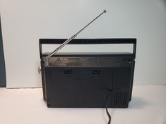 Vntg General Electric 4 Band TV/WB/AM/FM Receiver Portable Radio 7-2945A Tested