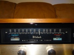 McIntosh MR71 Stereo FM Tuner w/ Walnut Cabinet + Manual