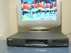 SONY EV-PR2 Hi8 8mm VCR Video Cassette Recorder Player Compact NTSC Japan Deck