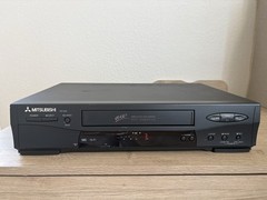 Mitsubishi HS-U446 VCR VHS Player Without No Remote- Working