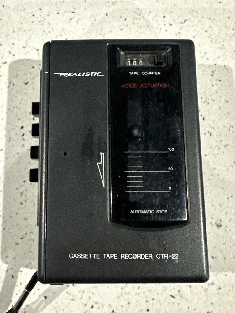 Realistic Cassette Tape Player Recorder CTR-22 Mic Built-in Speaker Untested