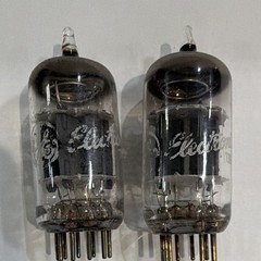 Sylvania 12AX7 / 7025 Vacuum Tube Pair Lot of 2 – Model/MPN 12AX7